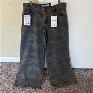 Refrain Camouflage Wide-Leg Jeans